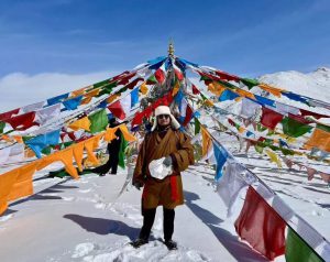 Hanging Lungta Prayer Flags